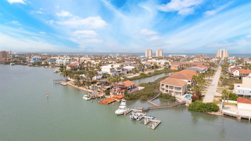 Spectacular Bayfront home with amazing panoramic views of the - Beach Home for sale in South Padre Island, Texas on Beachhouse.com