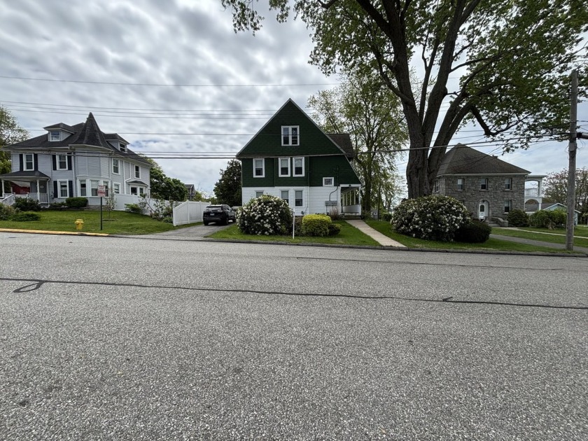 **INVESTOR OPPORTUNITY** Charming Two-Family Home with private - Beach Home for sale in Groton, Connecticut on Beachhouse.com