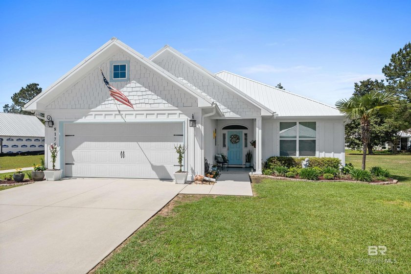 This Foley property is a Standout for anyone looking to balance - Beach Home for sale in Foley, Alabama on Beachhouse.com