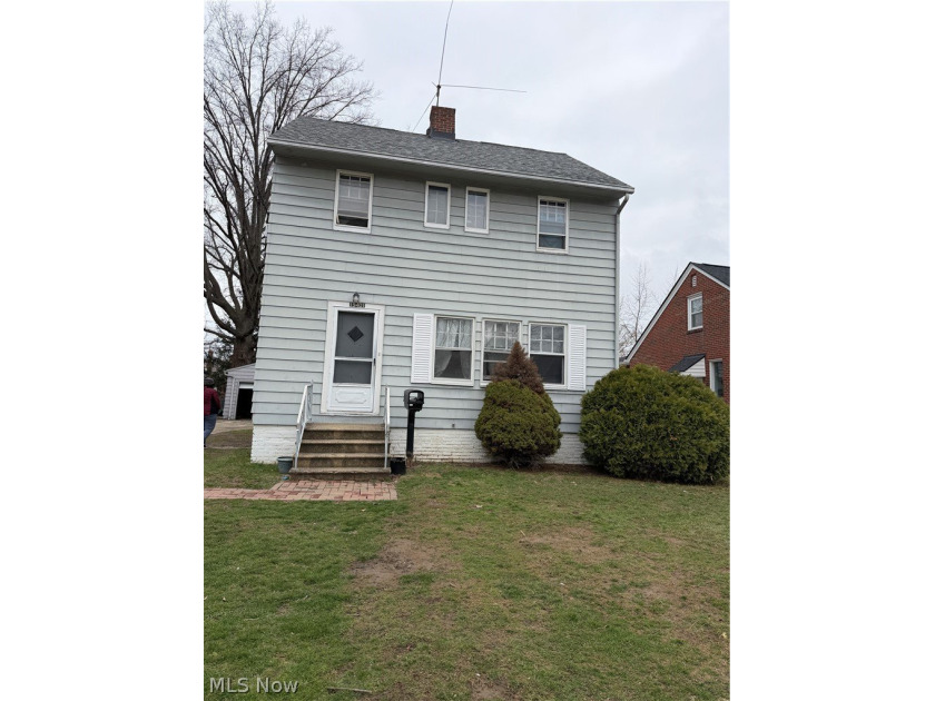 Investor Special! This 4-bedroom, 2-bath home is a prime - Beach Home for sale in Euclid, Ohio on Beachhouse.com