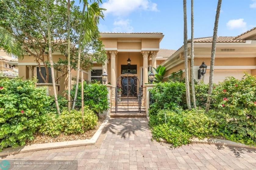 Stunning unparalleled luxury in this custom estate featuring a - Beach Home for sale in Coral Springs, Florida on Beachhouse.com