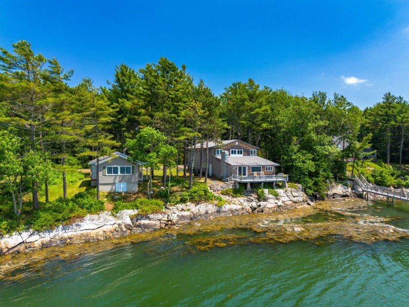 The beauty of coastal Maine comes together in this unique - Beach Home for sale in West Bath, Maine on Beachhouse.com