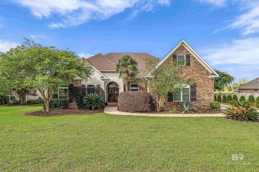 This brick and stucco home offers an ideal layout for both - Beach Home for sale in Daphne, Alabama on Beachhouse.com