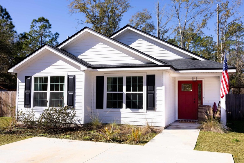 Welcome to this beautifully appointed 4BR/2BA Craftsman-style - Beach Home for sale in Sopchoppy, Florida on Beachhouse.com