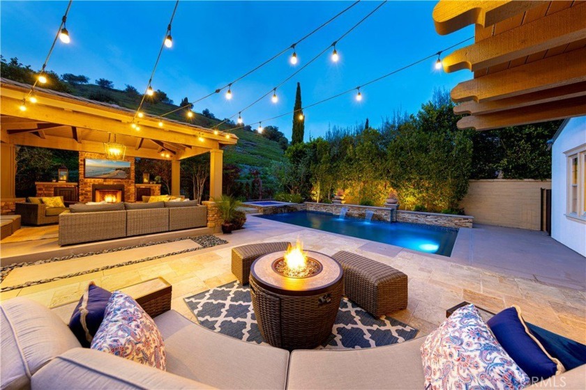 Welcome to this beautifully upgraded 4-bedroom, 4.5-bathroom - Beach Home for sale in San Clemente, California on Beachhouse.com