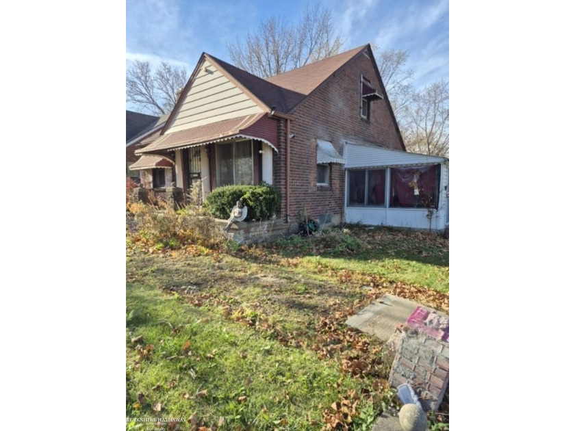 OPEN HOUSE SATURDAY 2/21/26, 4PM.  Brick bungalow featuring 1100 - Beach Home for sale in Detroit, Michigan on Beachhouse.com
