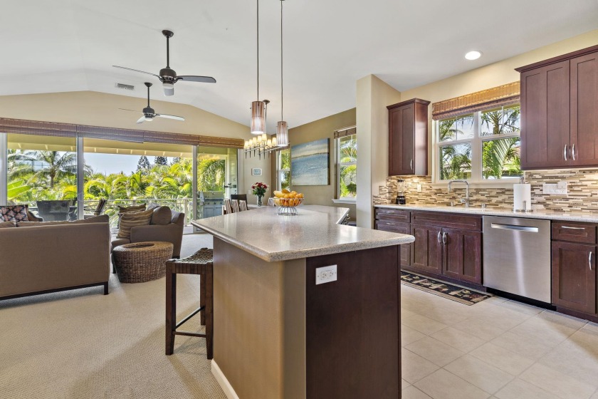 Welcome home. Prominently positioned in one of South Maui's most - Beach Home for sale in Kihei, Hawaii on Beachhouse.com