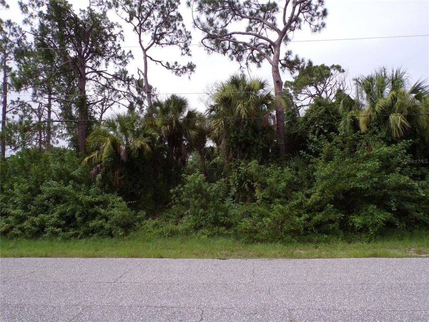 This lot is on a quiet street that would be a great place to - Beach Lot for sale in North Port, Florida on Beachhouse.com