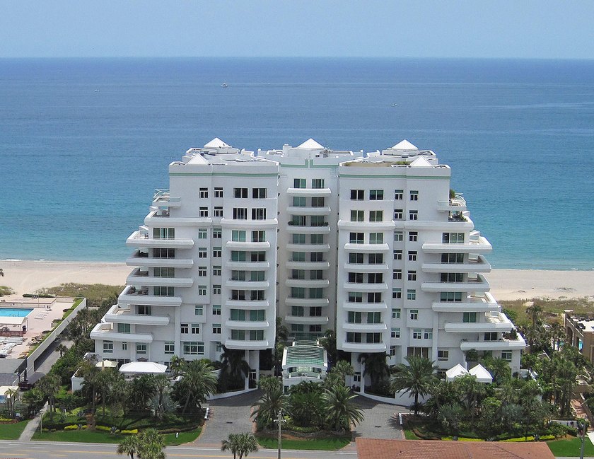 CUSTOM-DESIGNED DIRECT OCEANFRONT, FULLY-FURNISHED 4-BEDROOM - Beach Condo for sale in Boca Raton, Florida on Beachhouse.com