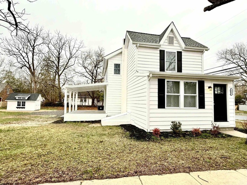 1900 2-Story Charmer with modern amenities!!  Seller offering a - Beach Home for sale in Mays Landing, New Jersey on Beachhouse.com
