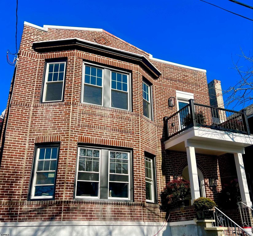 Fully renovated second floor 3-Bedroom, 2-Bath Condo in Prime - Beach Condo for sale in Ventnor, New Jersey on Beachhouse.com