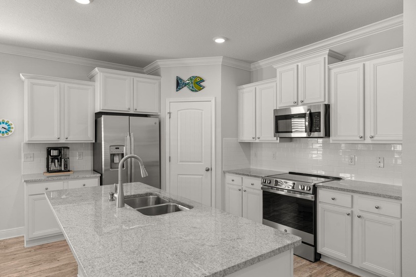 Welcome to a beautifully maintained residence in the heart of - Beach Home for sale in Santa Rosa Beach, Florida on Beachhouse.com