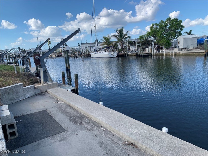 Waterfront Direct Gulf Access Lot for Sale in St. James City, 
 - Beach Lot for sale in St. James City, Florida on Beachhouse.com