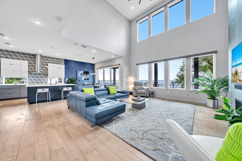 VA ASSUMABLE at 3.25% fixed! DO NOT miss this opportunity! Age - Beach Home for sale in Freeport, Florida on Beachhouse.com