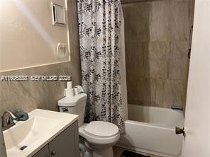First Floor Entry, Bar, Built-Ins, No Interior Features, Walk-In - Beach Condo for sale in Lauderdale Lakes, Florida on Beachhouse.com