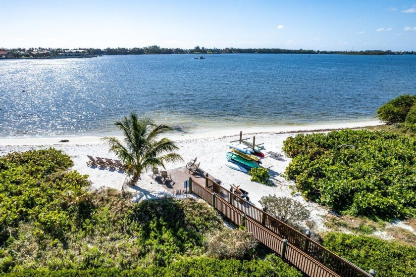 **EXCLUSIVE INTRACOASTAL COMMUNITY with its own PRIVATE SANDY - Beach Townhome/Townhouse for sale in Hypoluxo, Florida on Beachhouse.com