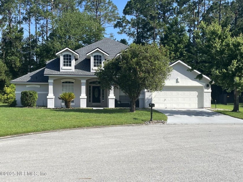 **MOTIVATED SELLER AND PRICED TO SELL** Don't miss this - Beach Home for sale in Fleming Island, Florida on Beachhouse.com