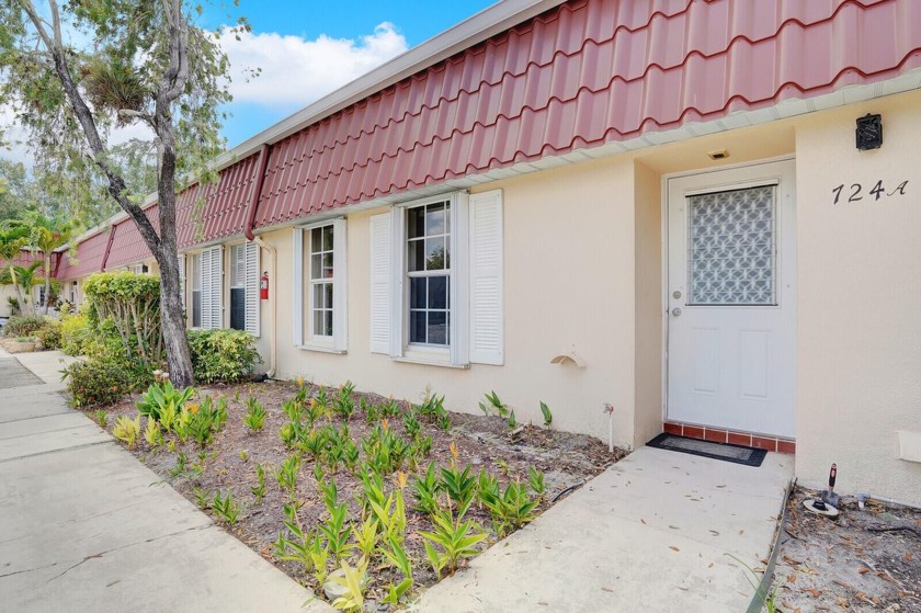 Welcome to this light and bright waterfront condo at 724 A - Beach Condo for sale in Lake Worth, Florida on Beachhouse.com