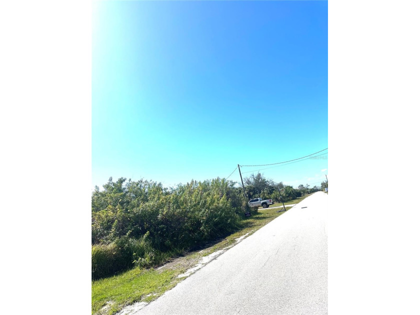 This lot boasts a prime location in South Gulf Cove, merely a - Beach Lot for sale in Port Charlotte, Florida on Beachhouse.com