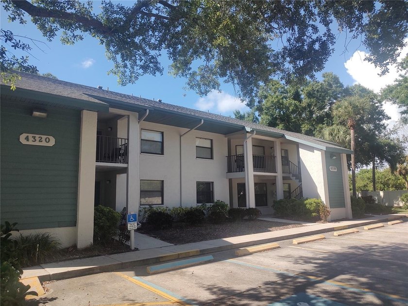 Vacation/Investment condo. Short Term Rentals allowed. Excellent - Beach Condo for sale in Bradenton, Florida on Beachhouse.com
