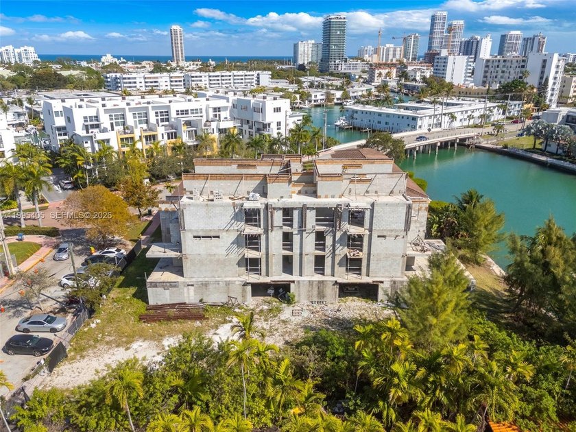 Rare waterfront development opportunity in Miami Beach. Prime 10 - Beach Lot for sale in Miami Beach, Florida on Beachhouse.com