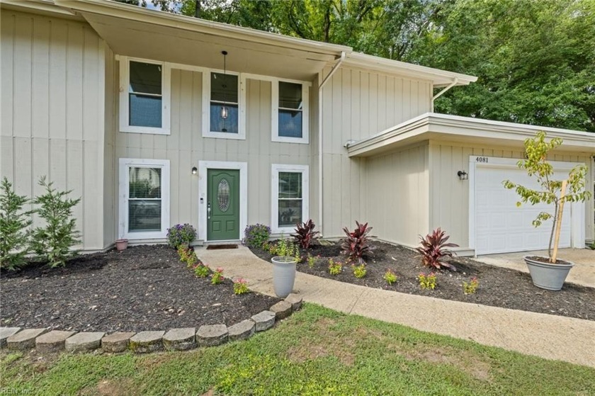 Step into your dream home! Nestled in a quiet cul-de-sac in - Beach Home for sale in Virginia Beach, Virginia on Beachhouse.com