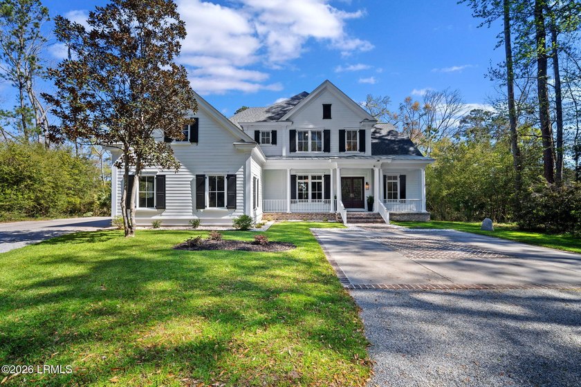 Brand new dock and 10,000 lb boat lift on navigable water - Beach Home for sale in Seabrook, South Carolina on Beachhouse.com