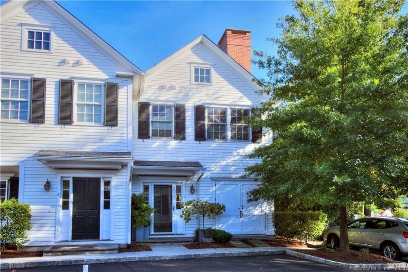 Let's talk perfection and convenience. Contemporary townhouse - Beach Condo for sale in Westport, Connecticut on Beachhouse.com