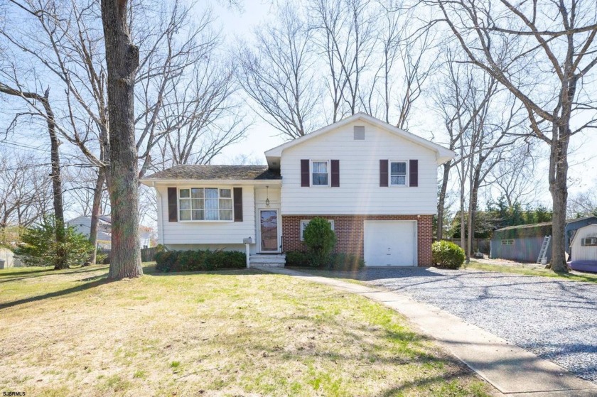 Mays Landing Classic with Endless Possibilities This cherished - Beach Home for sale in Mays Landing, New Jersey on Beachhouse.com