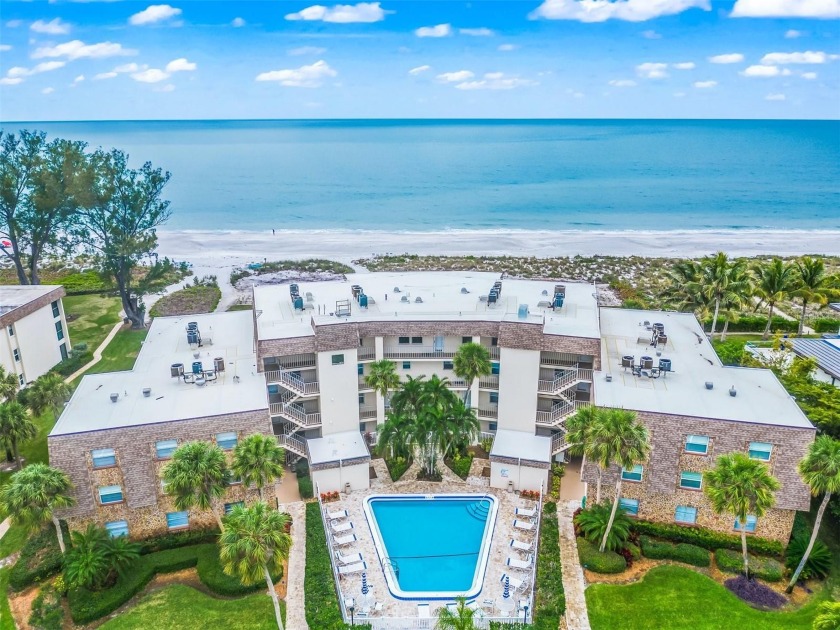 This is the gem you have been waiting for. Unique opportunity to - Beach Condo for sale in Longboat Key, Florida on Beachhouse.com