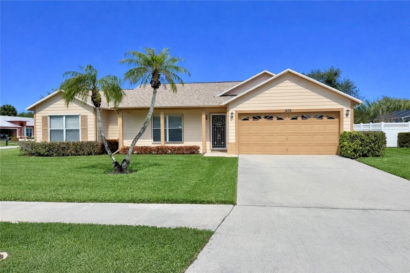 MINT CONDITION 3/2/2 IN ESTABLISHED AND MATURE LAUREL OAKS. 2025 - Beach Home for sale in Vero Beach, Florida on Beachhouse.com