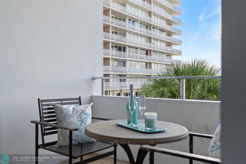 CONDO/HOTEL INVESTMENT OPPORTUNITY ON THE GALT OCEAN MILE! This - Beach Condo for sale in Fort Lauderdale, Florida on Beachhouse.com