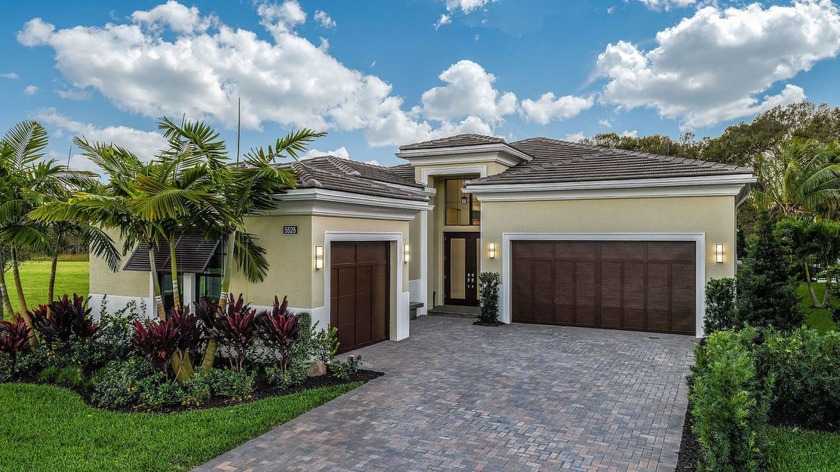 Splendidly designed with elegant details throughout, this 5 - Beach Home for sale in Palm Beach Gardens, Florida on Beachhouse.com