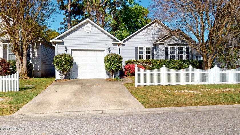 Well-maintained 3-bedroom, 2-bath home located in the gated - Beach Home for sale in Beaufort, South Carolina on Beachhouse.com