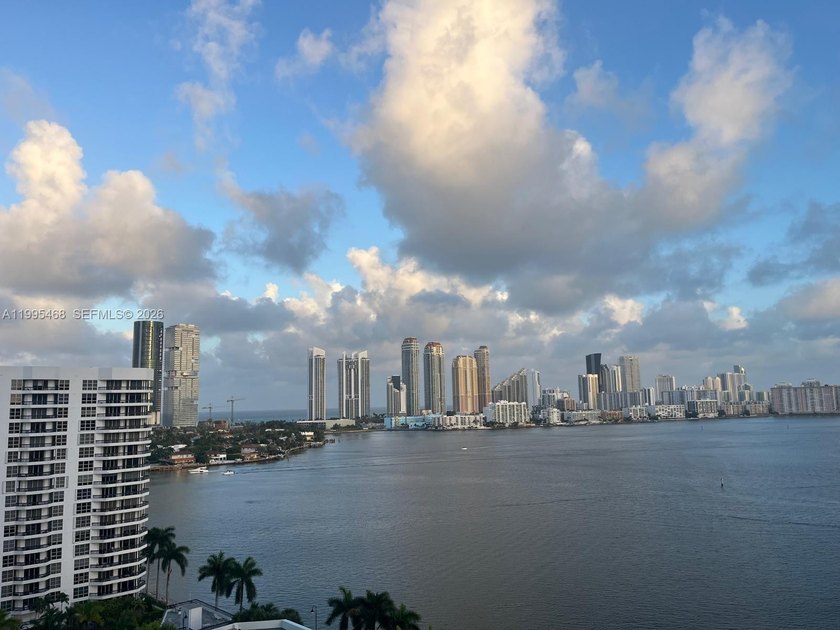 Presenting an exquisite residence in the highly sought-after - Beach Condo for sale in Aventura, Florida on Beachhouse.com