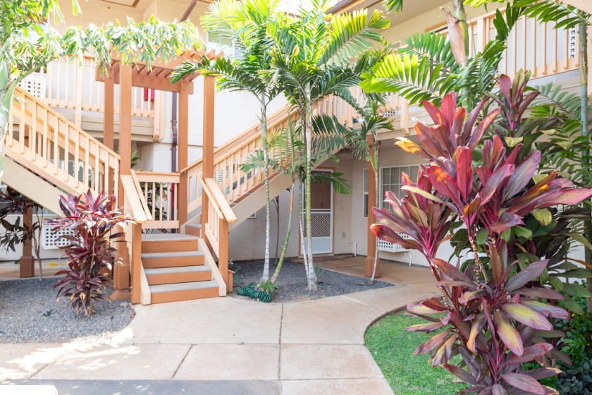 The Villas at Kenolio!!  This ground level 3-bedroom 2 bath - Beach Condo for sale in Kihei, Hawaii on Beachhouse.com