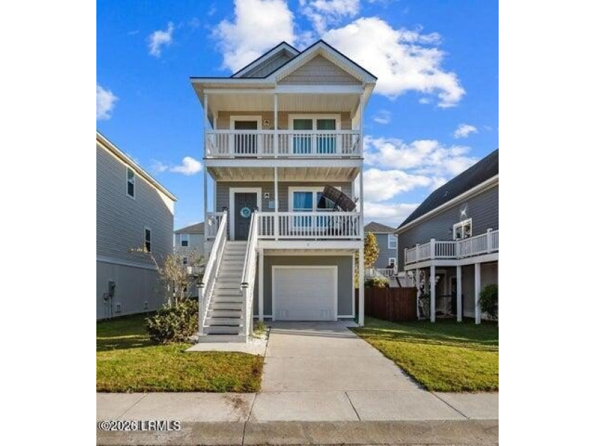 Come see this Beautiful home located on Lady's Island with 3 - Beach Home for sale in Beaufort, South Carolina on Beachhouse.com