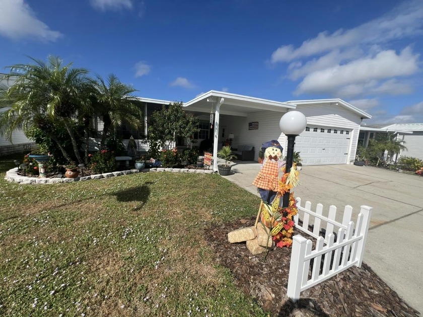 Welcome to your dream retirement home in sunny Florida! This - Beach Home for sale in Wimauma, Florida on Beachhouse.com