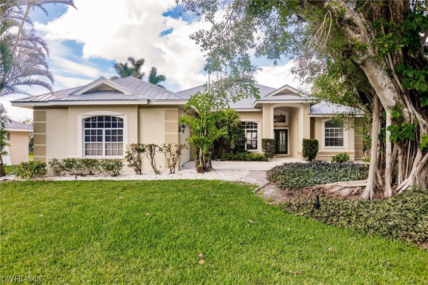 Renovated in 2023 with a New Master Bathroom, New Tile Floors - Beach Home for sale in Fort Myers, Florida on Beachhouse.com