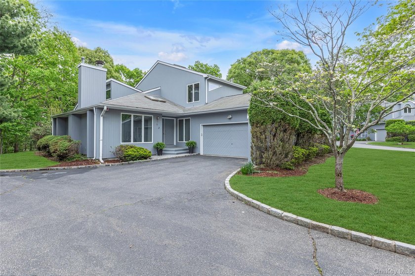 Welcome to the Colony Club Gated Community, nestled in one of - Beach Condo for sale in Northport, New York on Beachhouse.com