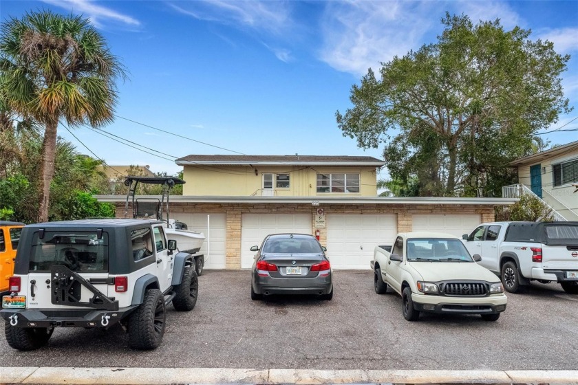 1031 exchange opportunity! Seller will also consider owner - Beach Home for sale in Clearwater, Florida on Beachhouse.com