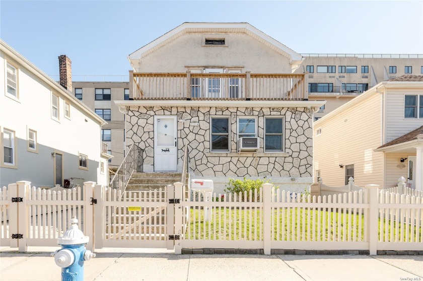 Priced to Sell! Great Investment Opportunity! Fabulous FEMA - Beach Home for sale in Long Beach, New York on Beachhouse.com