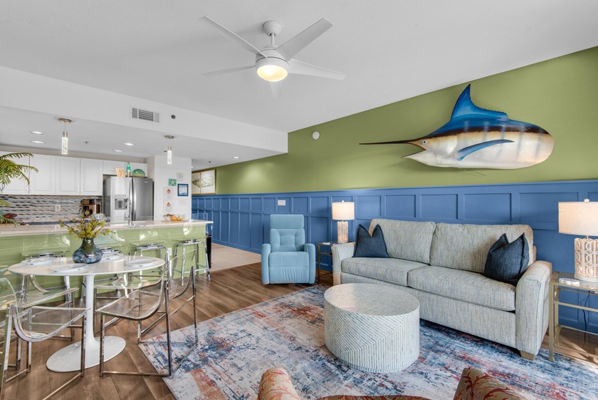 Sterling Shores 215 is a beautifully updated 2BR/2BA condo in - Beach Condo for sale in Destin, Florida on Beachhouse.com
