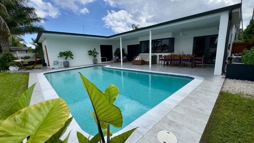Welcome to this beautifully renovated water/lakefront property - Beach Home for sale in Miramar, Florida on Beachhouse.com