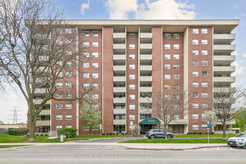A rare opportunity to own a spacious 5th-floor suite in the - Beach Condo for sale in Burlington, Ontario on Beachhouse.com