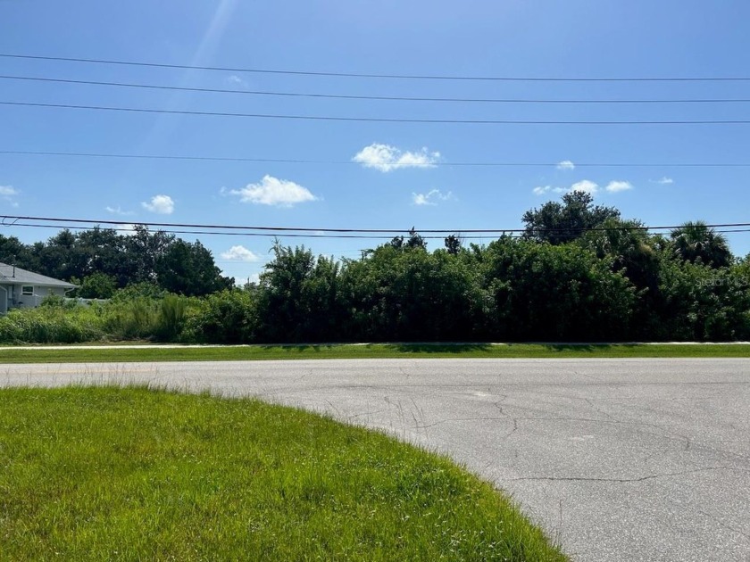 Price just reduced! Great Opportunity to own a Vacant Lot with - Beach Lot for sale in Englewood, Florida on Beachhouse.com