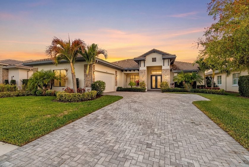 Exquisite Lakefront GH Reserve home with top of the line - Beach Home for sale in Vero Beach, Florida on Beachhouse.com