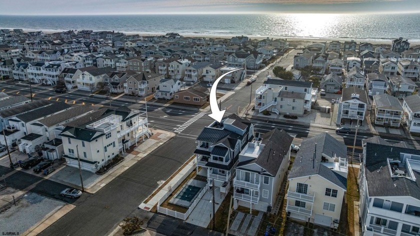 Located in Ocean City's desirable Southend neighborhood, this - Beach Home for sale in Ocean City, New Jersey on Beachhouse.com