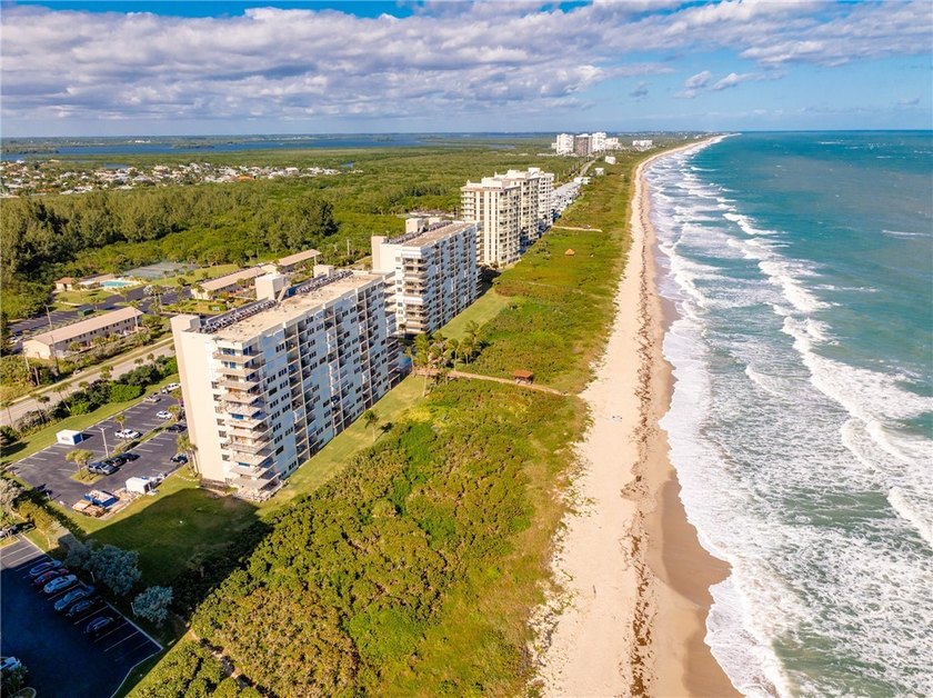 Wake up to stunning ocean views from this beautifully maintained - Beach Condo for sale in Hutchinson Island, Florida on Beachhouse.com