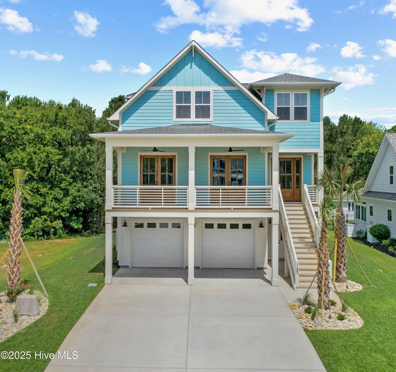 Welcome to 163 Everett Park Trail, a sanctuary in the heart of - Beach Home for sale in Holly Ridge, North Carolina on Beachhouse.com